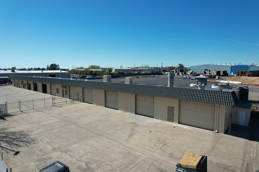 More Photos Of 1450 Oro Dam Blvd E, Oroville Warehouse For Sale