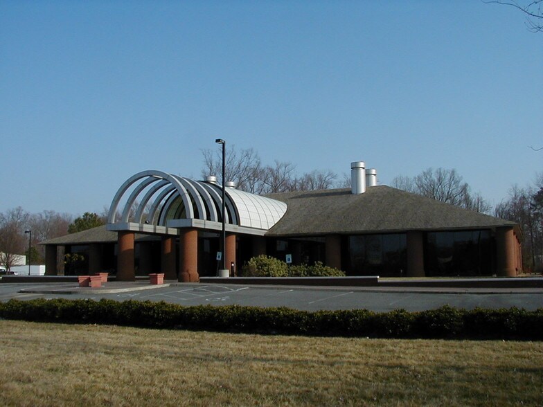 More Photos Of 200 Enterprise Dr, Newport News Office For Sale