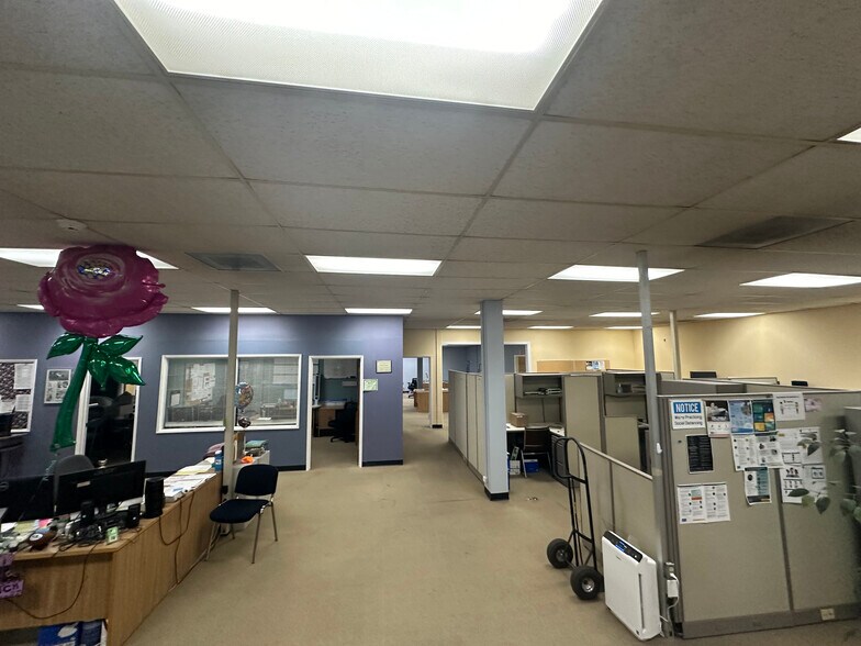 More Photos Of 315 S Michigan St, Aberdeen Office For Sale