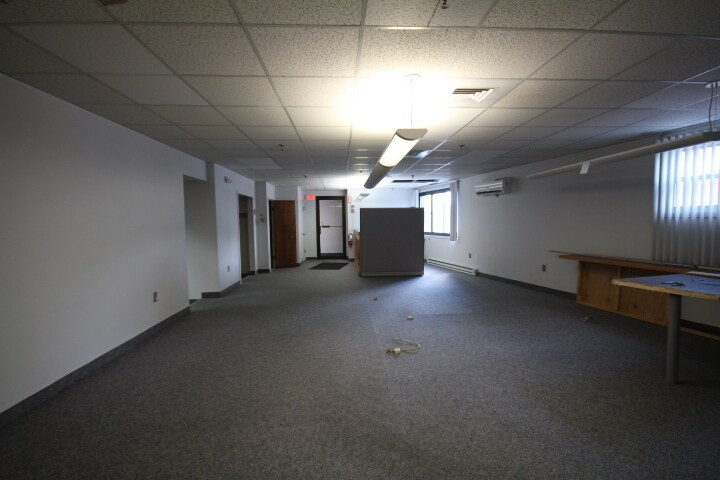 More Photos Of 7 Henry St, Worcester Light Manufacturing For Lease