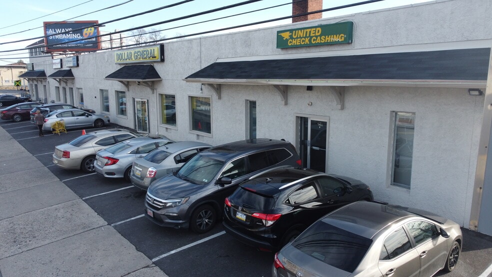 More Photos Of 1710-1728 Butler St, Easton Storefront For Lease
