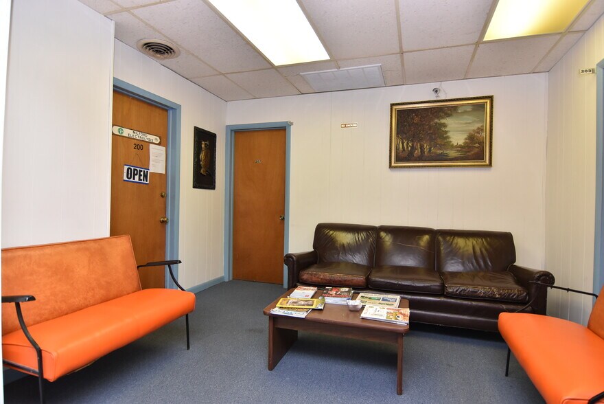 More Photos Of 125 Causey Ave, Milford Office For Sale