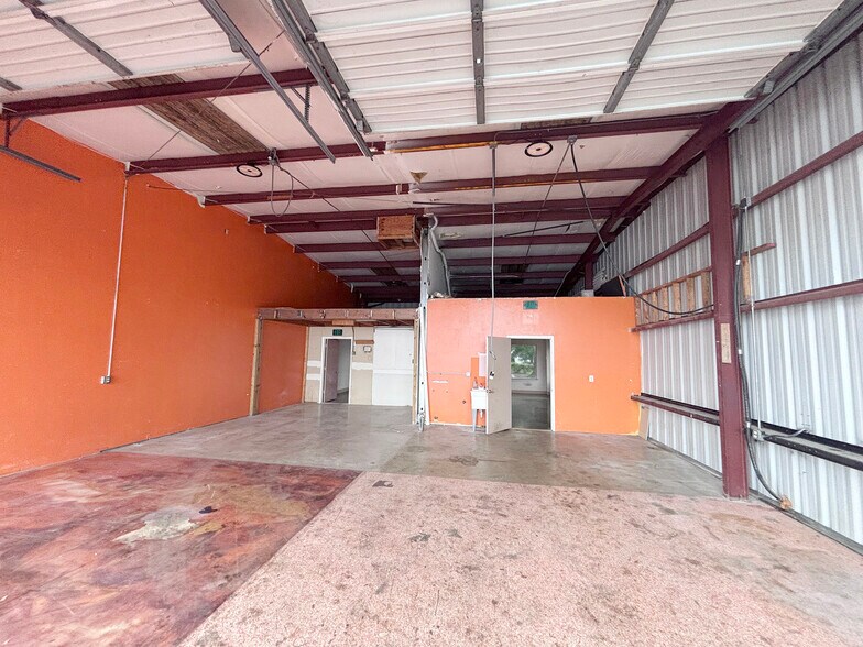 More Photos Of 1956 SW South Macedo Blvd, Port Saint Lucie Light Distribution For Lease