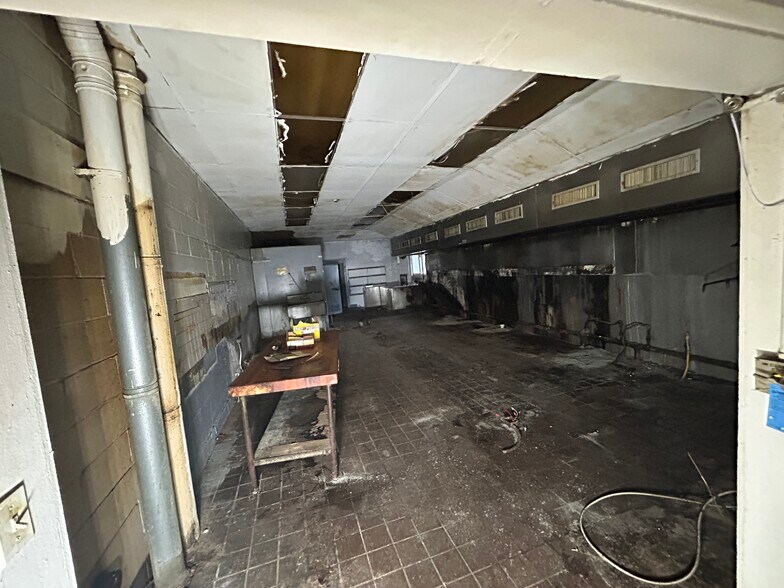 More Photos Of 602 Ridge Rd, Webster Restaurant For Sale