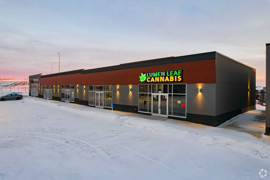 Primary Photo Of 318-1 Nolanridge Cres NW, Calgary Storefront Retail Office For Lease