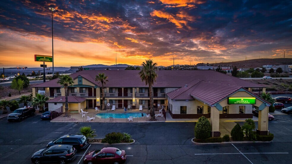 More Photos Of 260 W Main St, Vernal Hotel For Sale