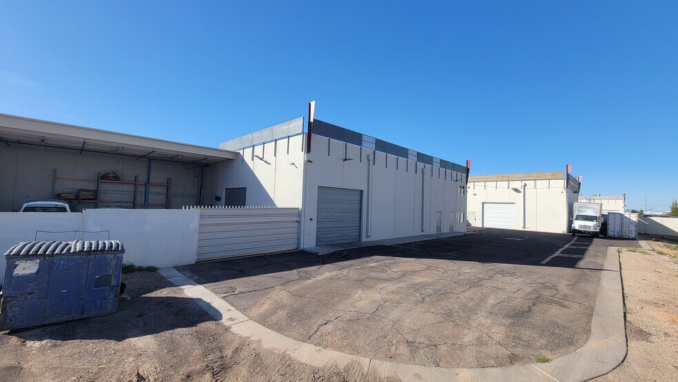 Primary Photo Of 1913 N Rosemont, Mesa Warehouse For Sale