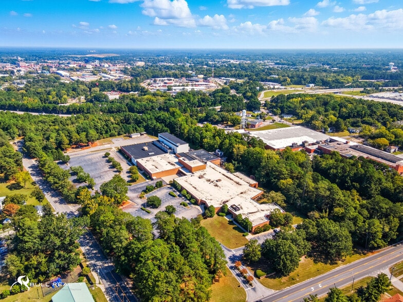 More Photos Of 458 Whitfield St, Fayetteville Manufacturing For Lease