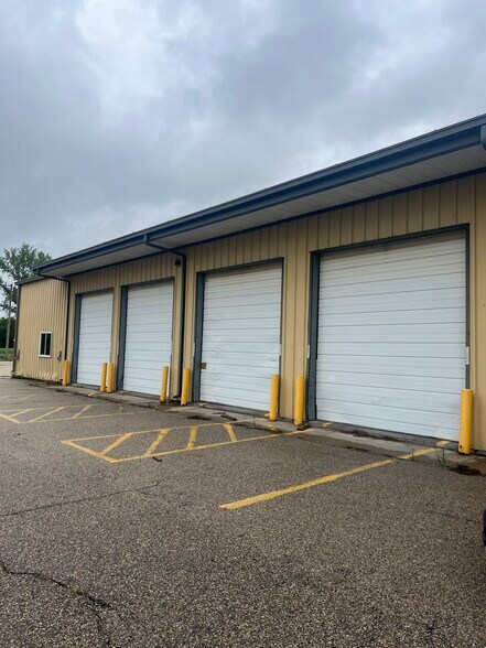 More Photos Of 16980 445th St, Zumbrota Distribution For Sale