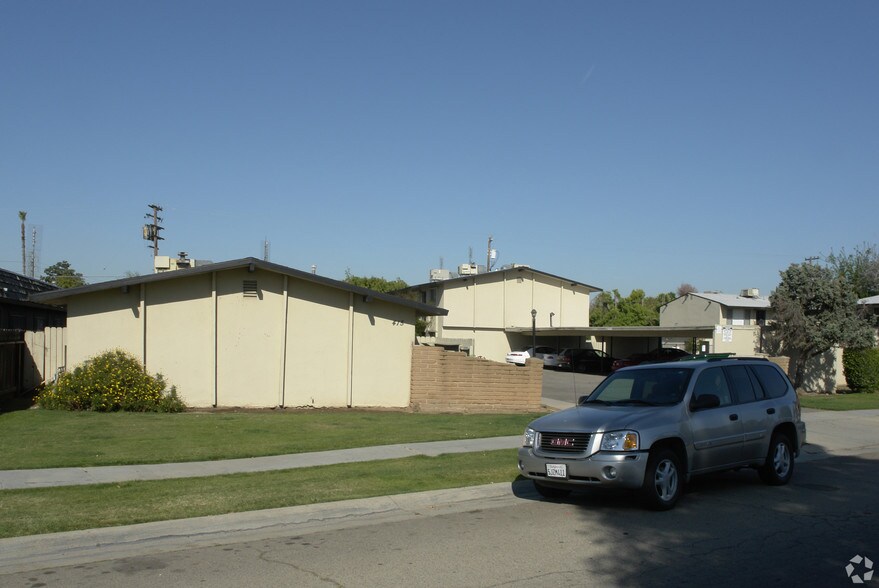 More Photos Of 415 N Manila Ave, Fresno Apartments For Sale