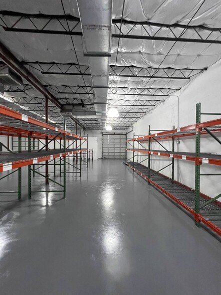 More Photos Of 3501 NW 10th Ave, Fort Lauderdale Warehouse For Lease