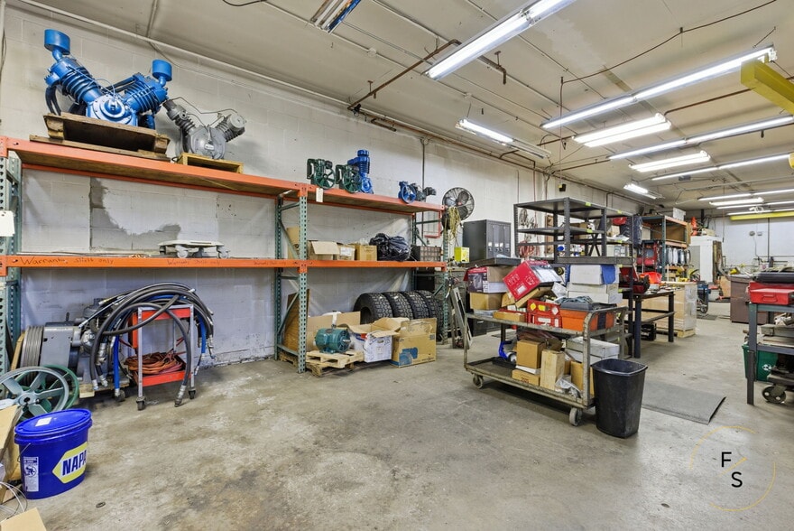 More Photos Of 64 Cody St, West Hartford Warehouse For Sale