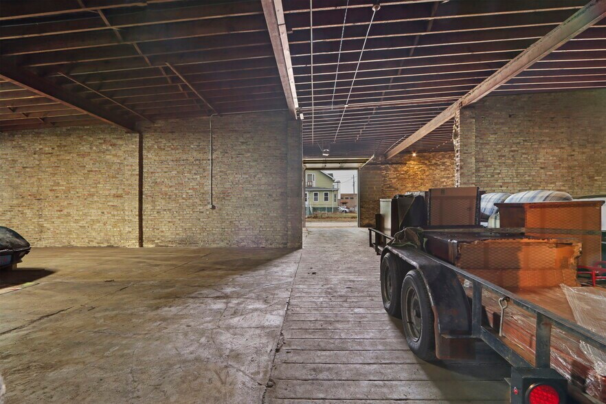 More Photos Of 1346 54th St, Kenosha Warehouse For Sale