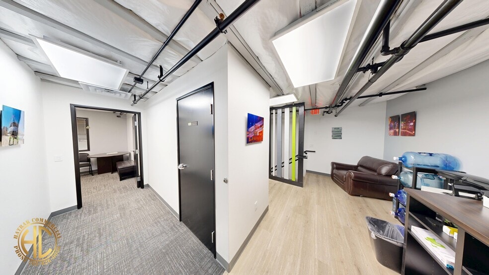 More Photos Of 295 Sunpac Ave, Henderson Warehouse For Sale