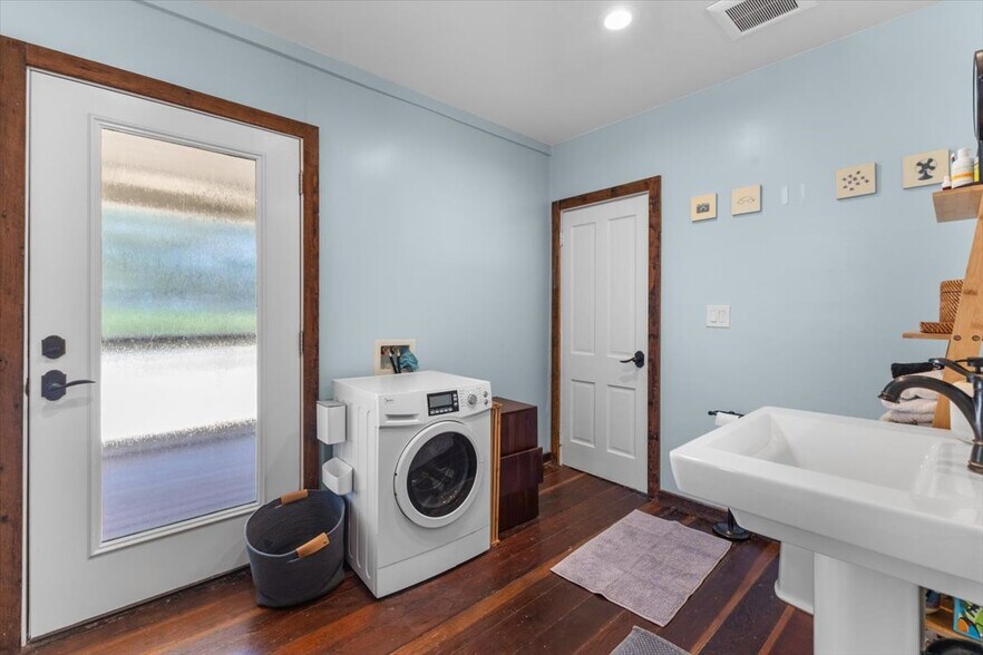 More Photos Of 5647 Highway 128, Geyserville Multifamily For Sale