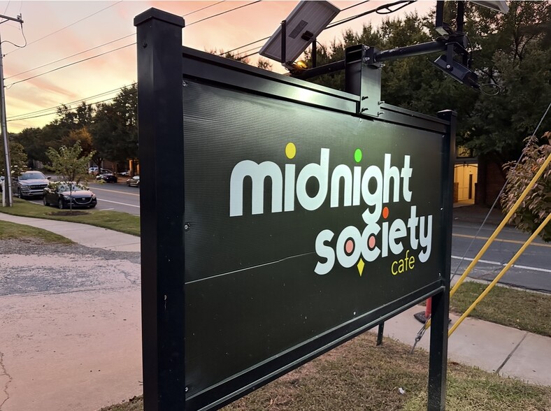 More Photos Of 832 Seigle Ave, Charlotte Restaurant For Lease