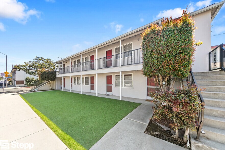 More Photos Of 4130 E 10th St, Long Beach Apartments For Sale