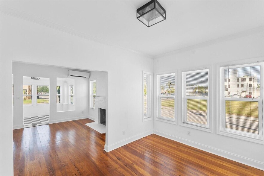 More Photos Of 201 Palmetto St, New Smyrna Beach Apartments For Sale