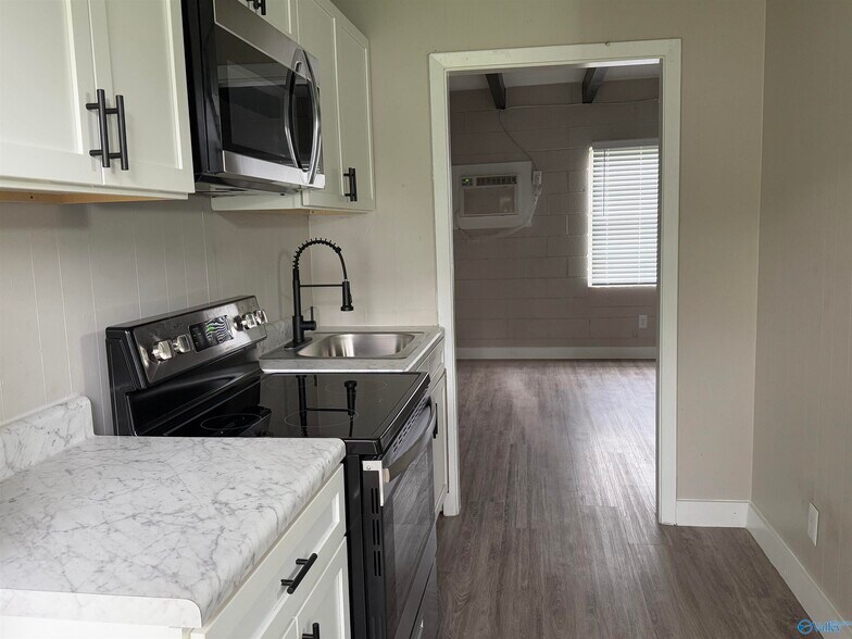 More Photos Of 3004 Clopton St, Huntsville Apartments For Sale