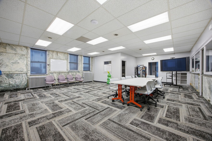 More Photos Of 1175 E Main St, Rochester Warehouse For Sale