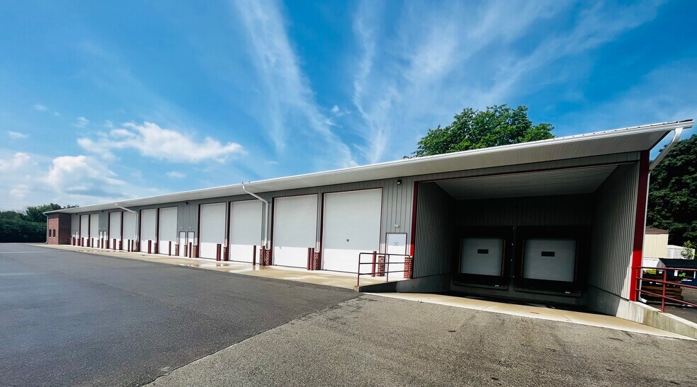 Primary Photo Of N123 County Road Cb, Appleton Warehouse For Lease