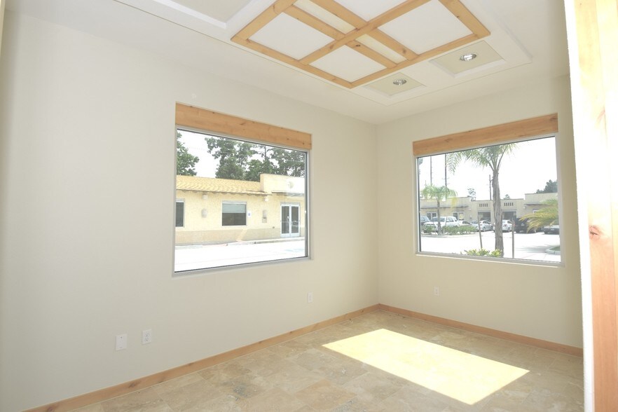 More Photos Of 25329 Budde Rd, The Woodlands Medical For Sale