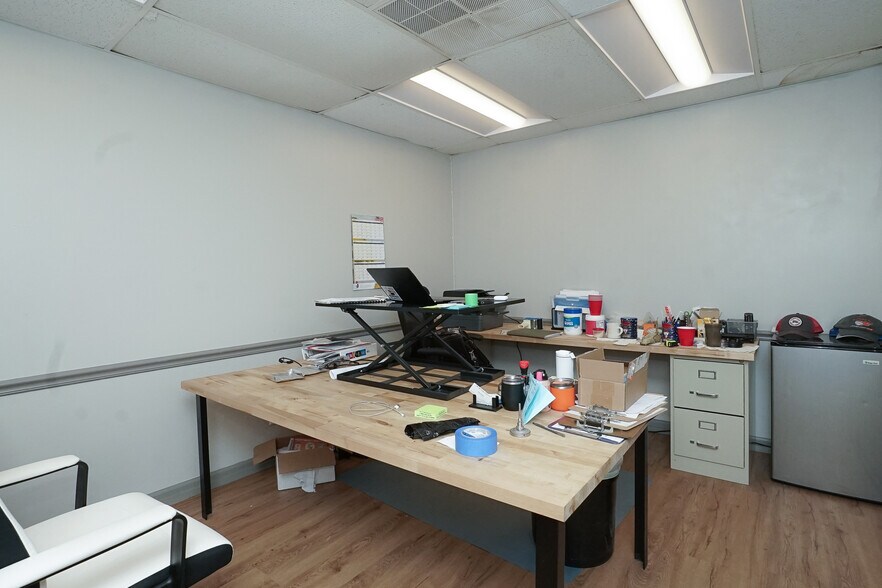 More Photos Of 360 Commerce Blvd, Bogart Distribution For Lease