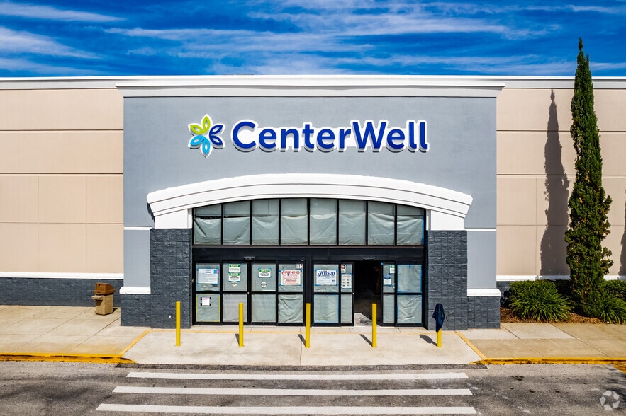 More Photos Of 7501-7649 W Colonial Dr, Orlando Unknown For Lease