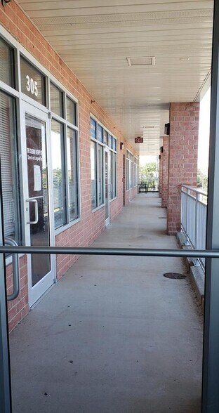 More Photos Of 14701 Lee #305 hwy, Centreville Office For Lease