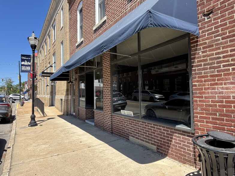 More Photos Of 103 E Anderson St, Selma Restaurant For Lease