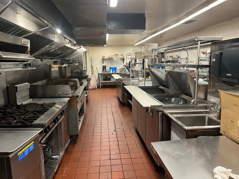 More Photos Of 2071 NY-52, Liberty Fast Food For Sale