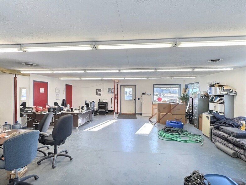 More Photos Of 1006 S Lawler, Mitchell Warehouse For Sale