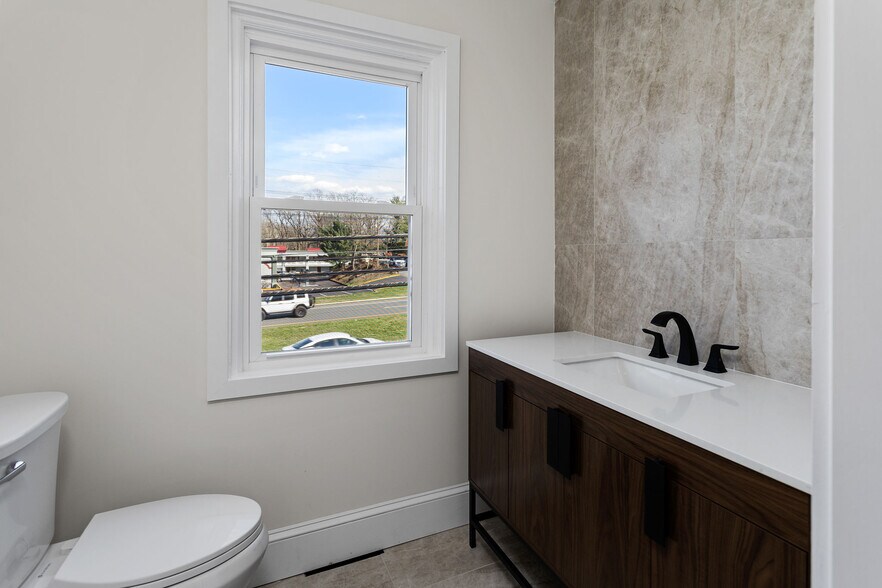 More Photos Of 1060 US Highway 206, Bordentown Medical For Sale