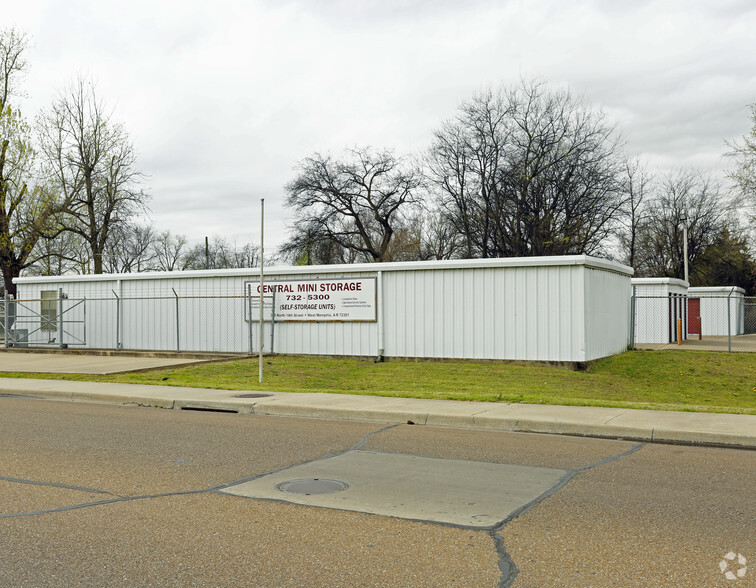 Primary Photo Of 300 N 14th St, West Memphis Self Storage For Sale