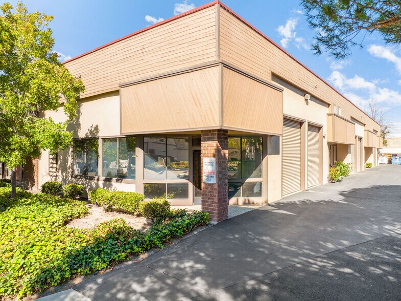 More Photos Of 3390 Seldon Ct, Fremont Unknown For Lease