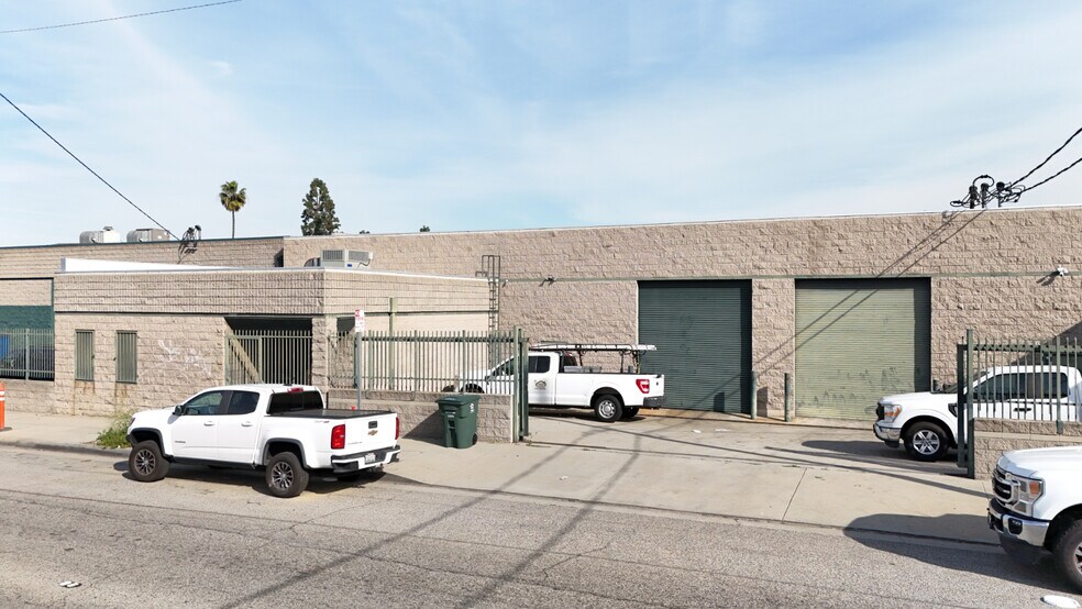 Primary Photo Of 12900-12908 S Main St, Los Angeles Warehouse For Lease