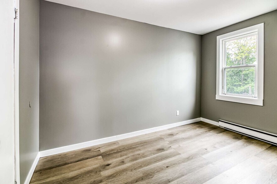 More Photos Of 22 Whittaker St, Sudbury Multifamily For Sale