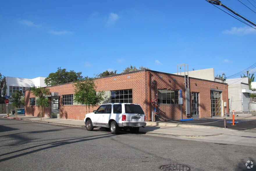 More Photos Of 3003 Pennsylvania Ave, Santa Monica Loft Creative Space For Lease
