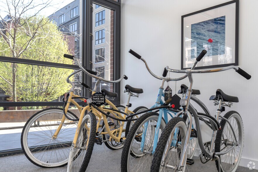 More Photos Of 2175 NW Raleigh St, Portland Coworking Space