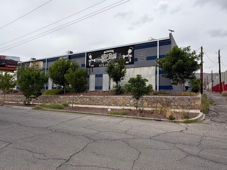 More Photos Of 4200 Dyer St, El Paso Freestanding For Sale