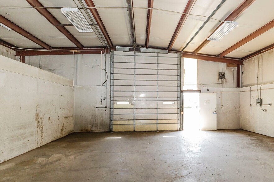 More Photos Of 3315 Central Ave, Winfield Warehouse For Sale