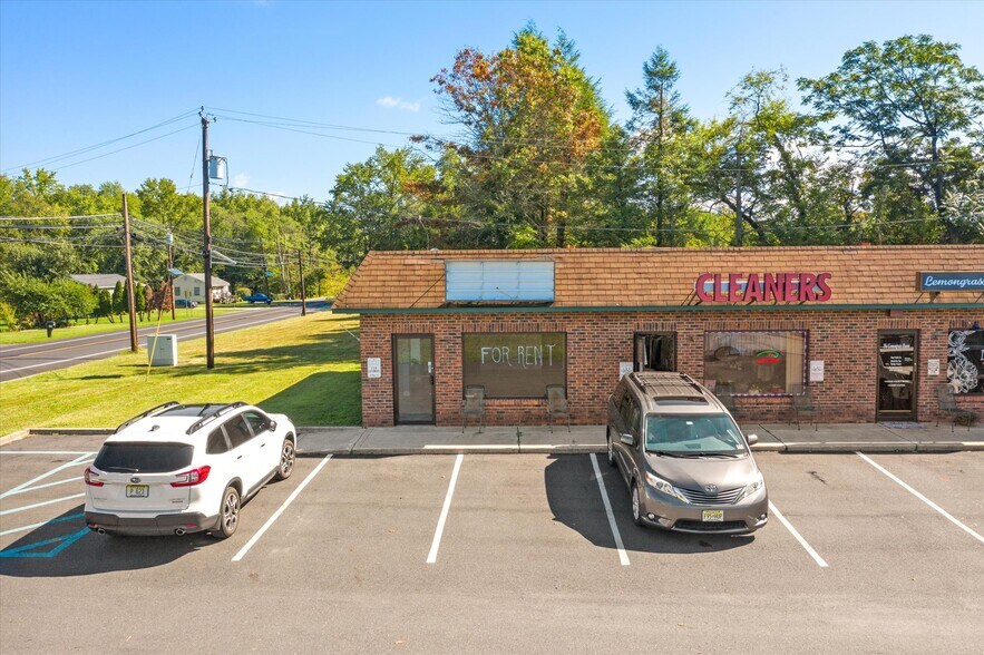 More Photos Of 1302 Monmouth Rd, Mount Holly Storefront Retail Office For Lease