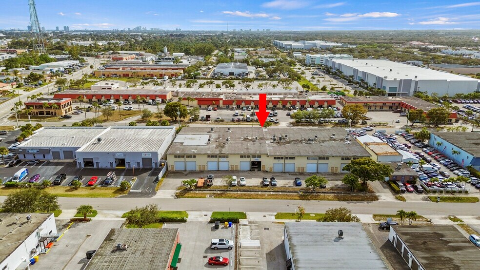 More Photos Of 1209 Gateway Rdg, Lake Park Warehouse For Sale