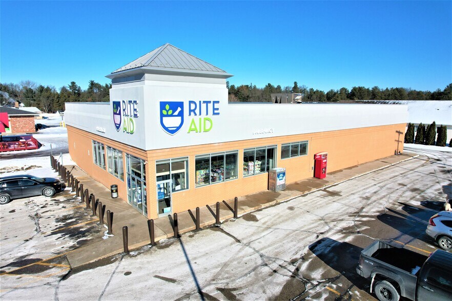 More Photos Of 2010 N Saint Helen Rd, Saint Helen Drugstore For Sale