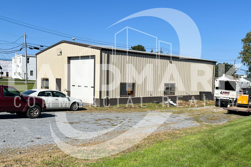 Primary Photo Of 169 Texaco Rd, Mechanicsburg Warehouse For Sale