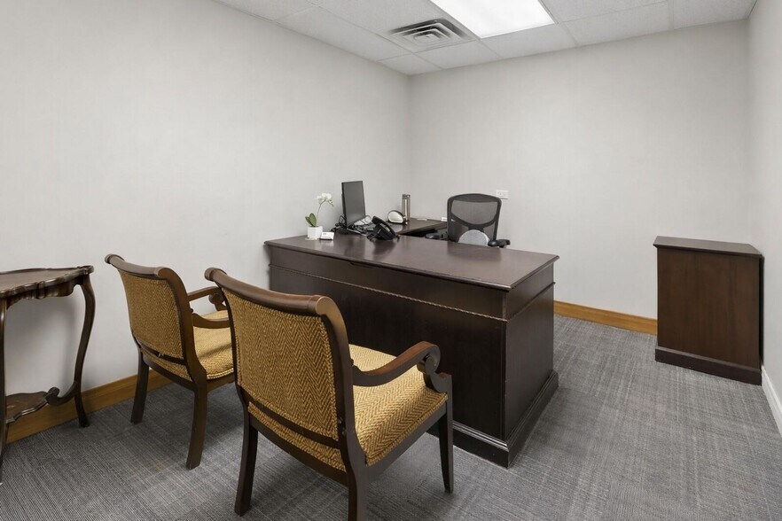 More Photos Of 1634 Downing St, Denver Medical For Lease