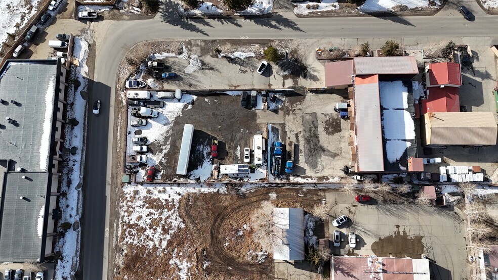 More Photos Of 240 Brian Ave, Silverthorne Warehouse For Sale