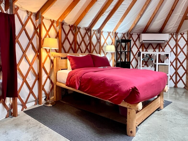 More Photos Of 200 Seal Cove Rd, Southwest Harbor Hotel For Sale