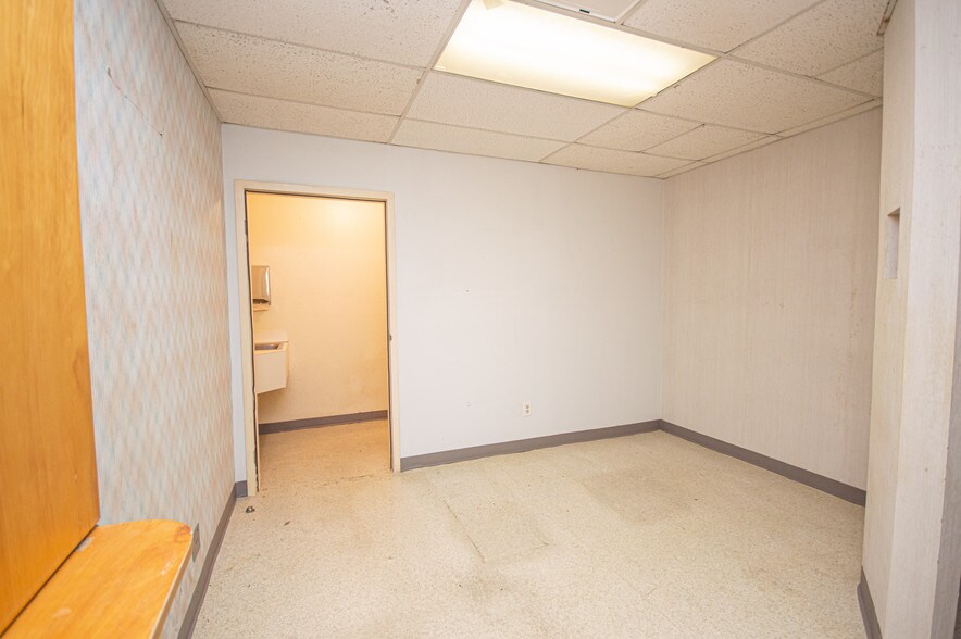 More Photos Of 13414 Medical Complex Dr, Tomball Medical For Lease