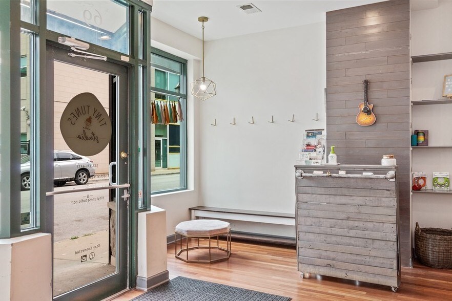 More Photos Of 67-79 E 16th St, Chicago Apartments For Lease